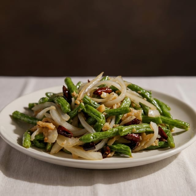 Stir-Fried Green Beans with Garlic / 蒜炒四季豆.