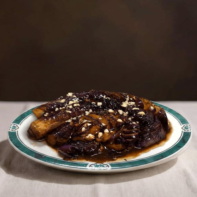 Northern Style Eggplant with Fresh Garlic on Top in Brown Sauce / 蒜泥茄子.