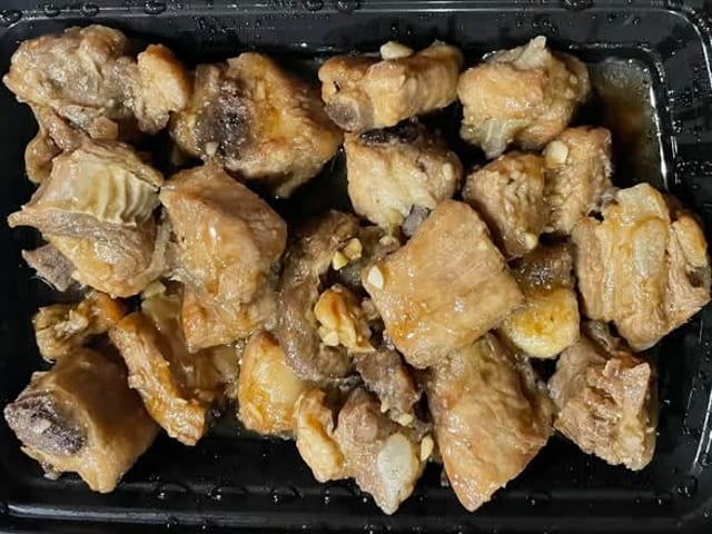 Sweet & Sour Pork Ribs / 糖醋排骨.